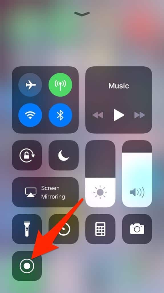 Click the circle to start recording your screen on iOS